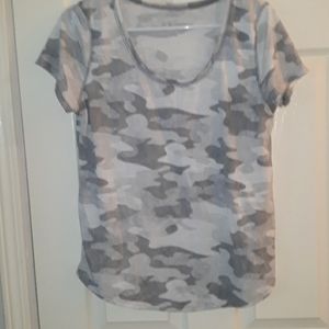 Camo print tee